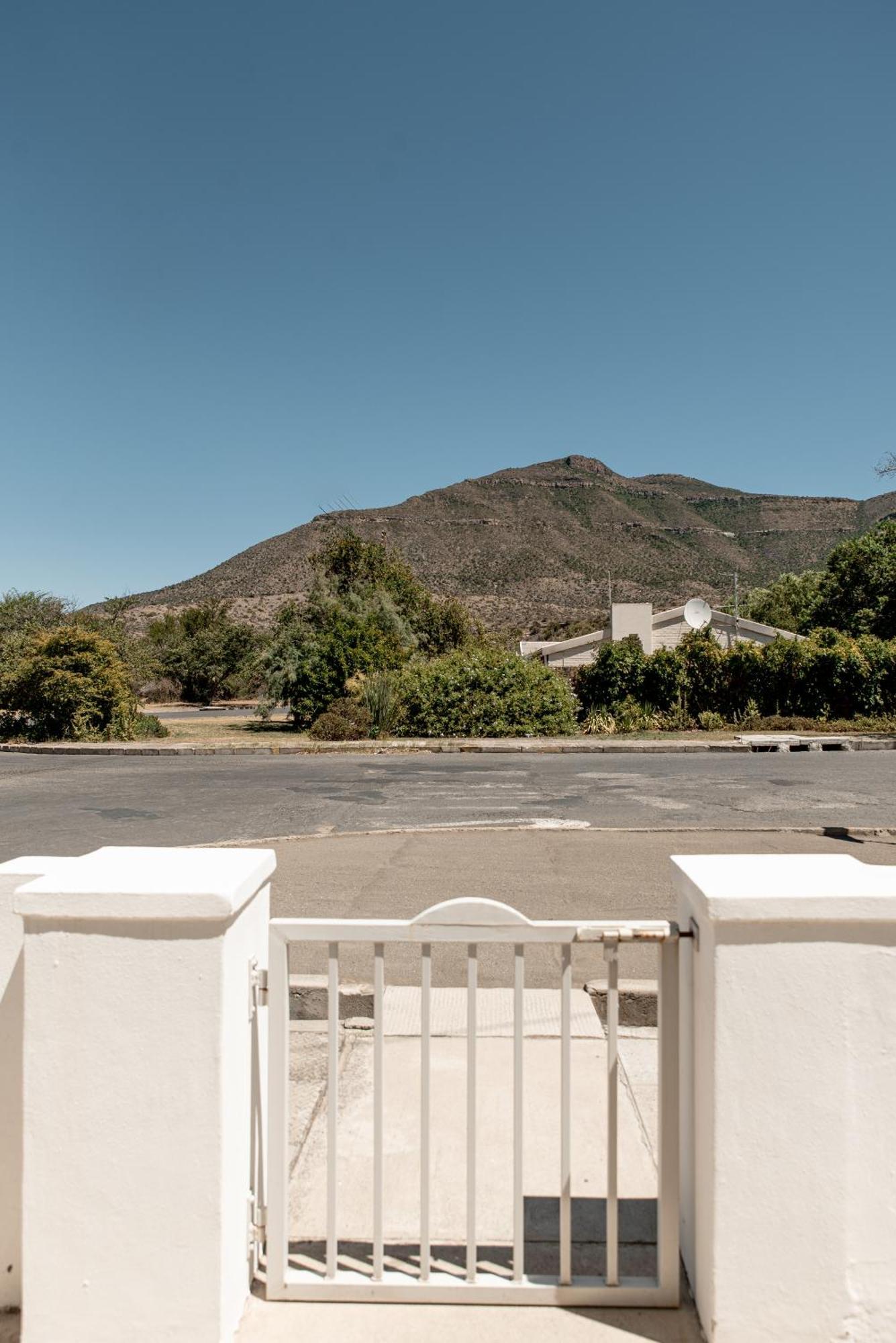 River Bend Guesthouses Graaff-Reinet Exterior foto
